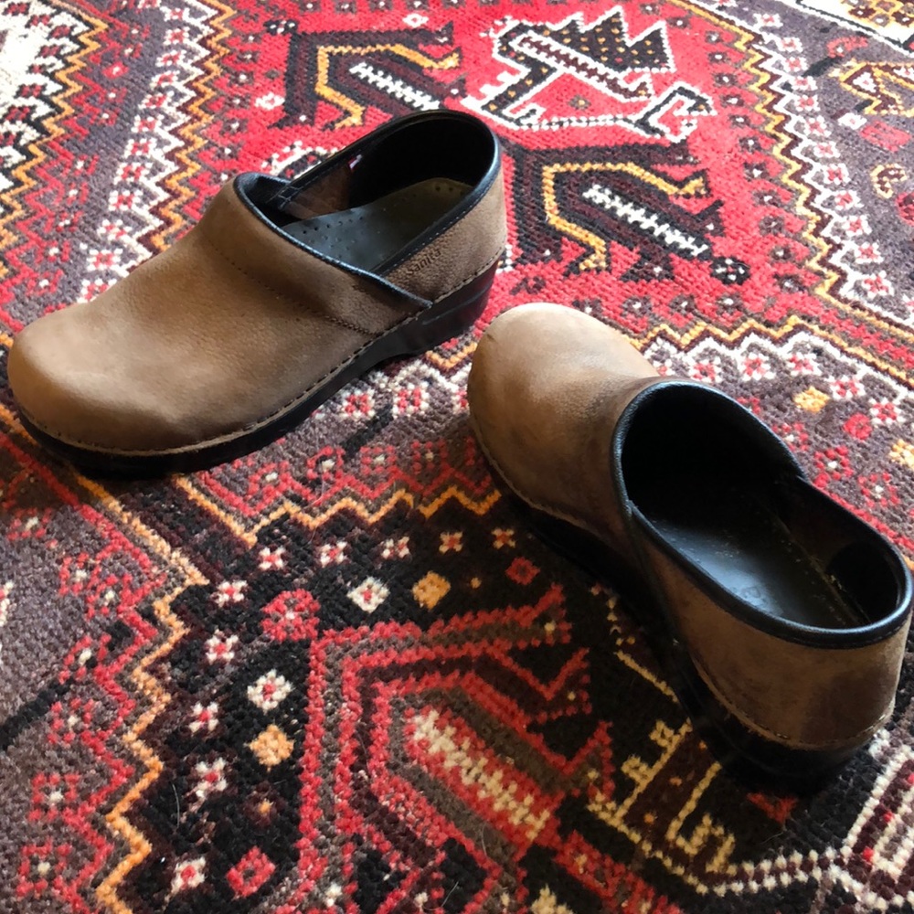 Sanita Brown oiled clogs